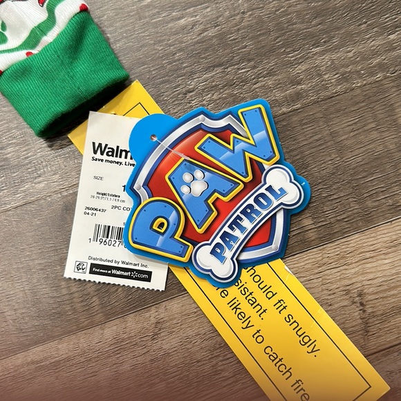 NWT • Nickelodeon • paw patrol holiday pajamas - Picture 5 of 5